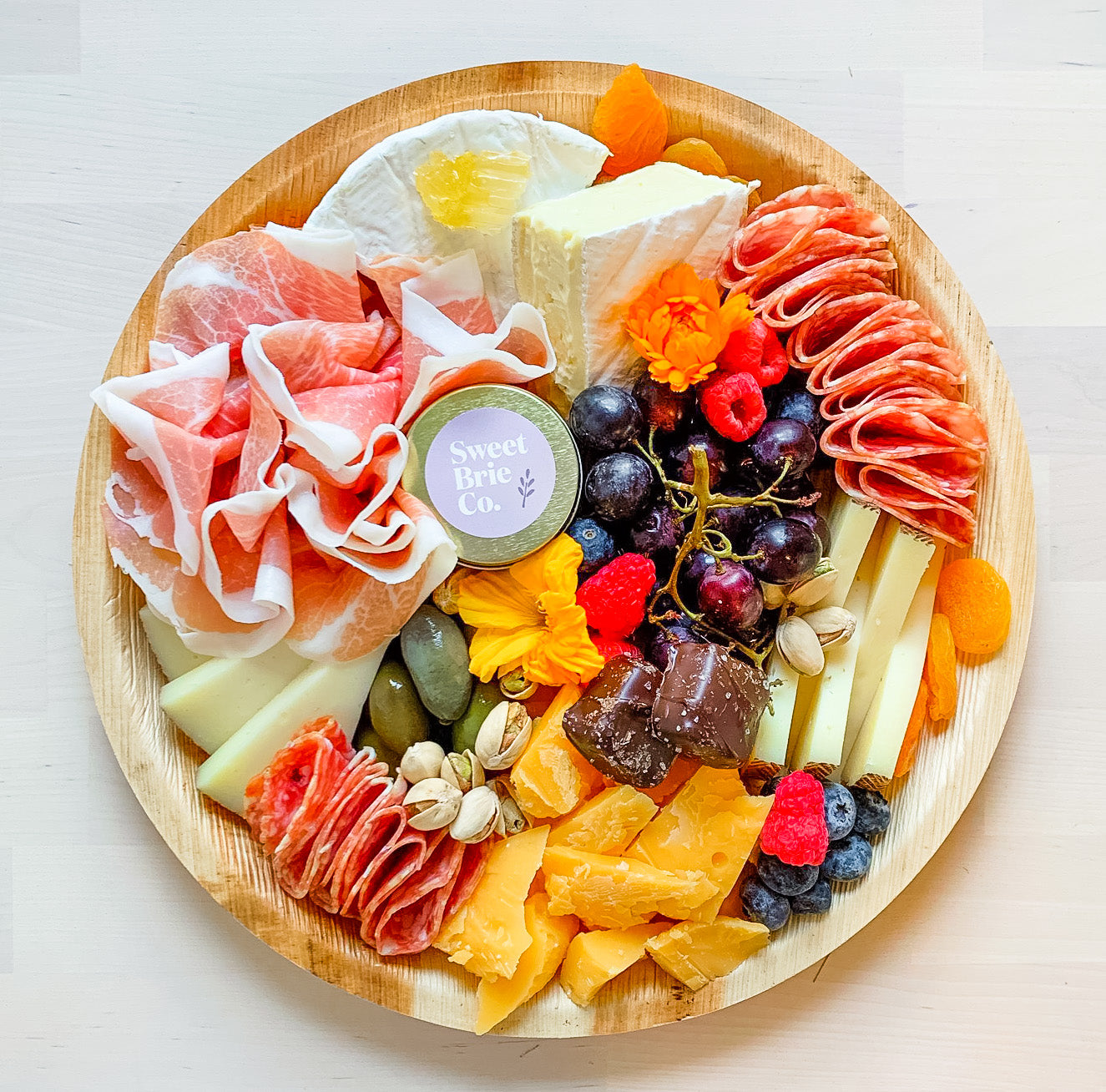 Disposable Dinner Plates, 12" Round Palm Leaf Plates for Charcuterie, 25 Pack