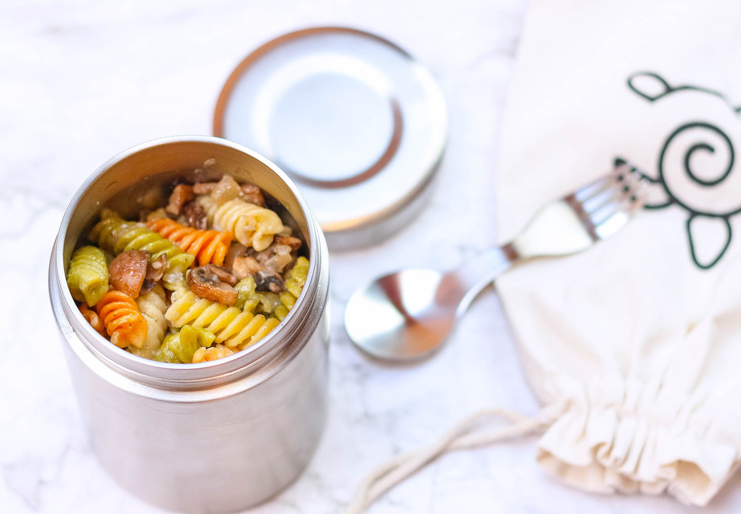 Ecozoi Stainless Steel Thermos Food Jar, Insulated Container with Spork and Lunch Bag, 17 oz